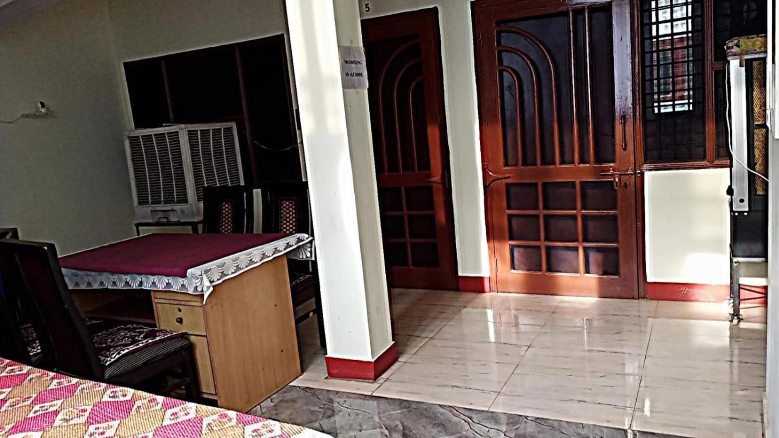 Homestay Comfort Villa Rampur  Экстерьер фото